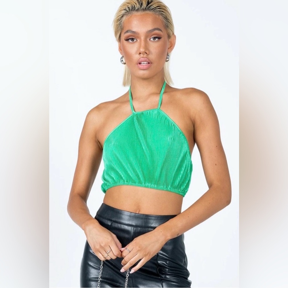 Princess Polly Vibrant Green Halter Crop TopNWT size 8